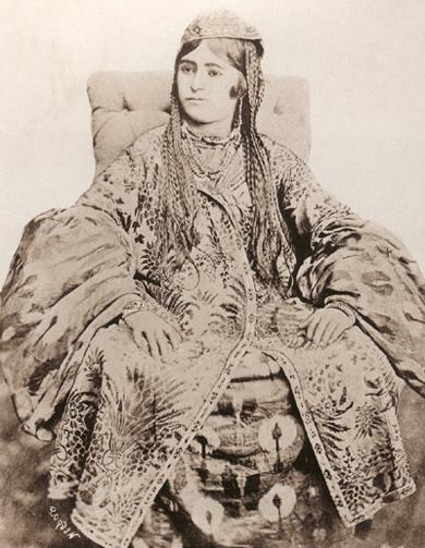 Жена Худояр-хана.